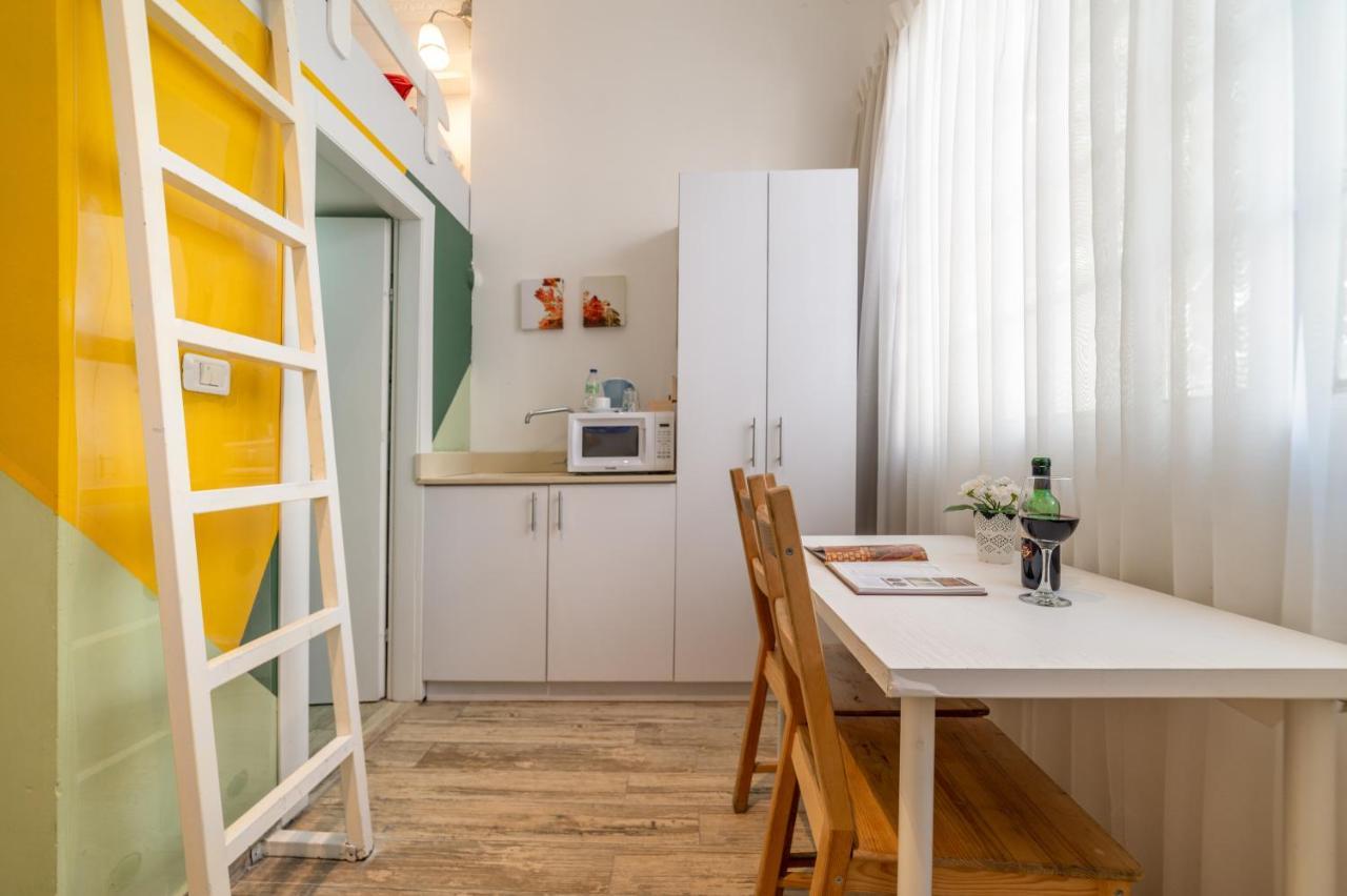 Paamonim Studios (Adults Only) Yerusalem Bagian luar foto