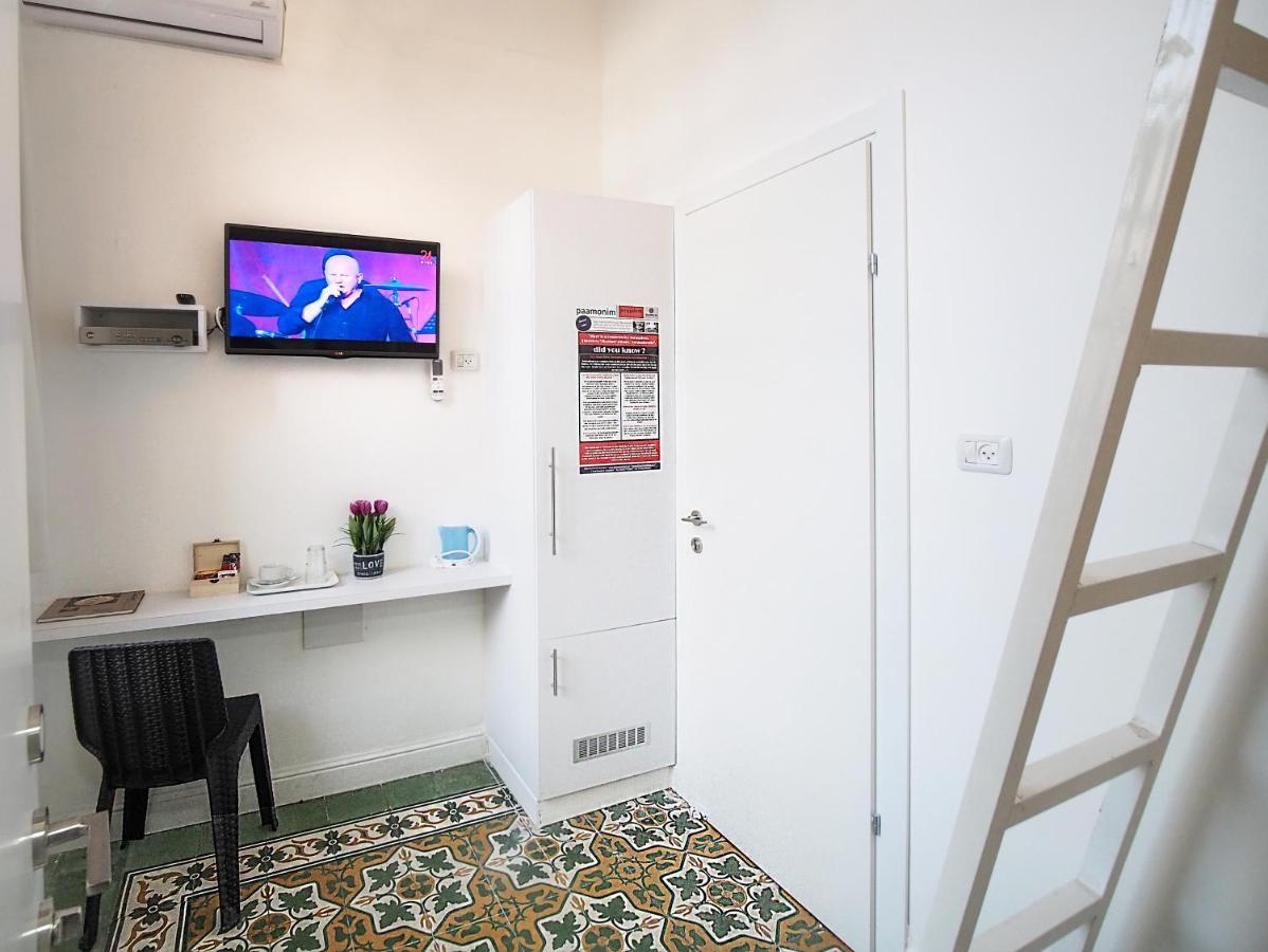 Paamonim Studios (Adults Only) Yerusalem Bagian luar foto